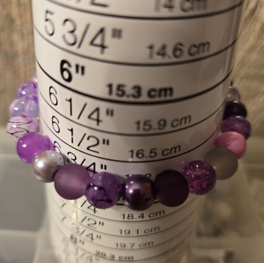 Handcrafted Stretch Bracelet with Different Shades of Pink Beads - Picture 7 of 7
